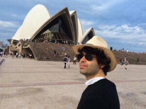 GYAAN LYON IN FRONT OF THE SYDNEY HARBOUR BRIDGE IN SYDNEY, AUSTRLIA