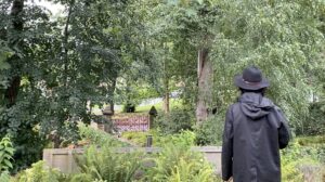 GYAAN LYON AT STRAWBERRY FIELD